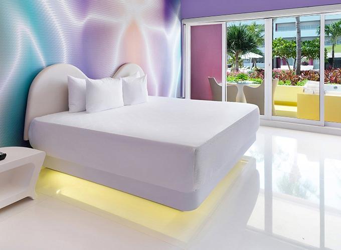 Plush Jacuzzi Room Pool View Temptation Cancun Resort Cancún Plush Jacuzzi Room Pool View Temptation Cancun Resort Cancún