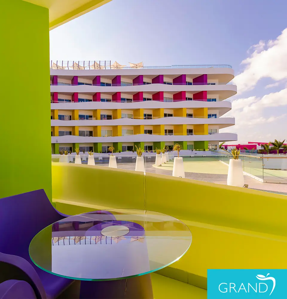 Couple’s Clothing-Optional Deluxe Ocean-View Tower Room  Temptation Cancun Resort Cancún Couple’s Clothing-Optional Deluxe Ocean-View Tower Room  Temptation Cancun Resort Cancún