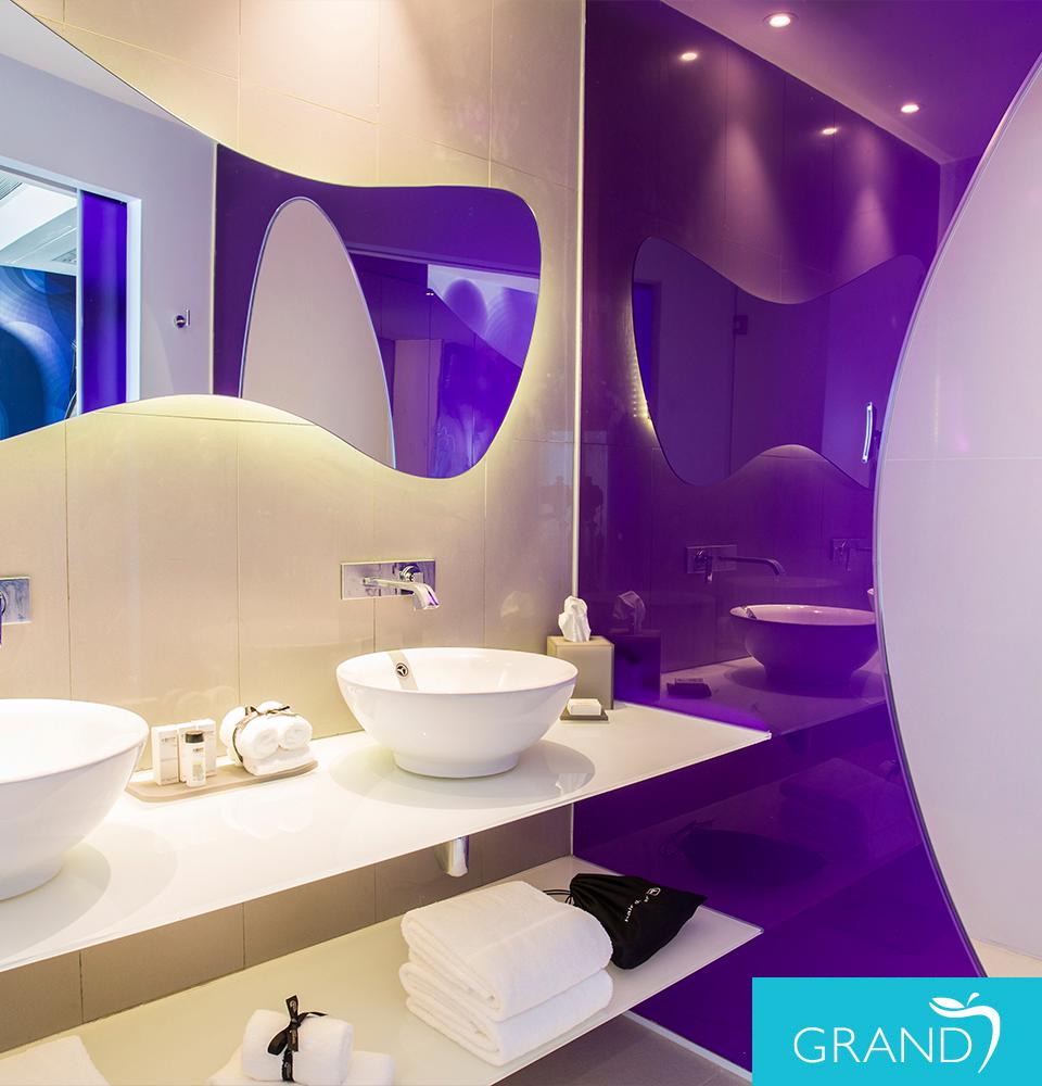 Couple’s Clothing-Optional Deluxe Ocean-View Tower Room  Temptation Cancun Resort Cancún Couple’s Clothing-Optional Deluxe Ocean-View Tower Room  Temptation Cancun Resort Cancún